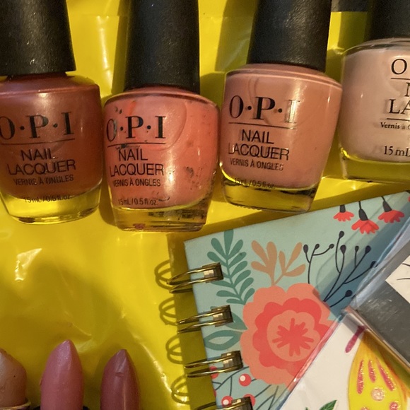 Pretty and Pink! Posh Purge! - Picture 4 of 5